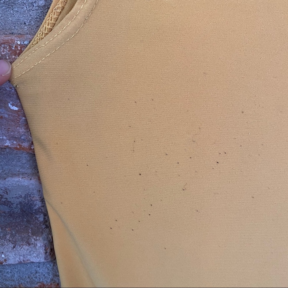 Yellow stretchy blouse - Picture 3 of 4